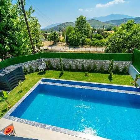 Rmg Villas Fethiye 빌라 케메르